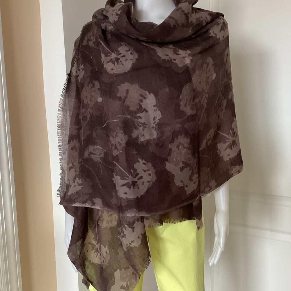 Bindya scarf